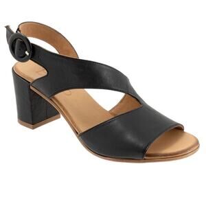 Bueno Leather Nyomi Sandal in Black